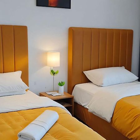 Moderne Appartement Au Plein Centre-Ville En Face Hilton & La Gare De Train Tgv Avec Climatisation Tanger Exteriér fotografie